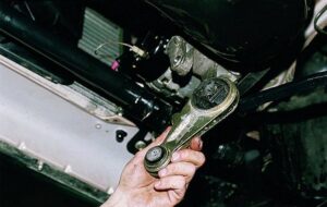 Заміна подушок двигуна у Львові