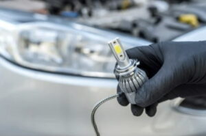 Ціна на встановлення LED ламп у фари автомобіля